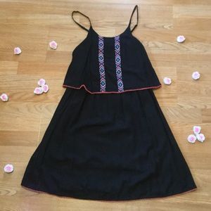 Embroidered Black Dress💗🖤